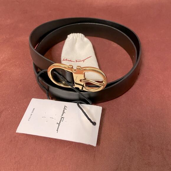 NWT MSRP$480 Women'sSalvatore Ferragamo Gancini black belt size 85